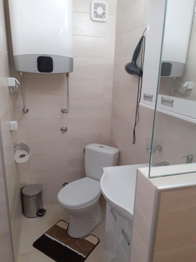 Apartman Nena Pirot Esterno foto