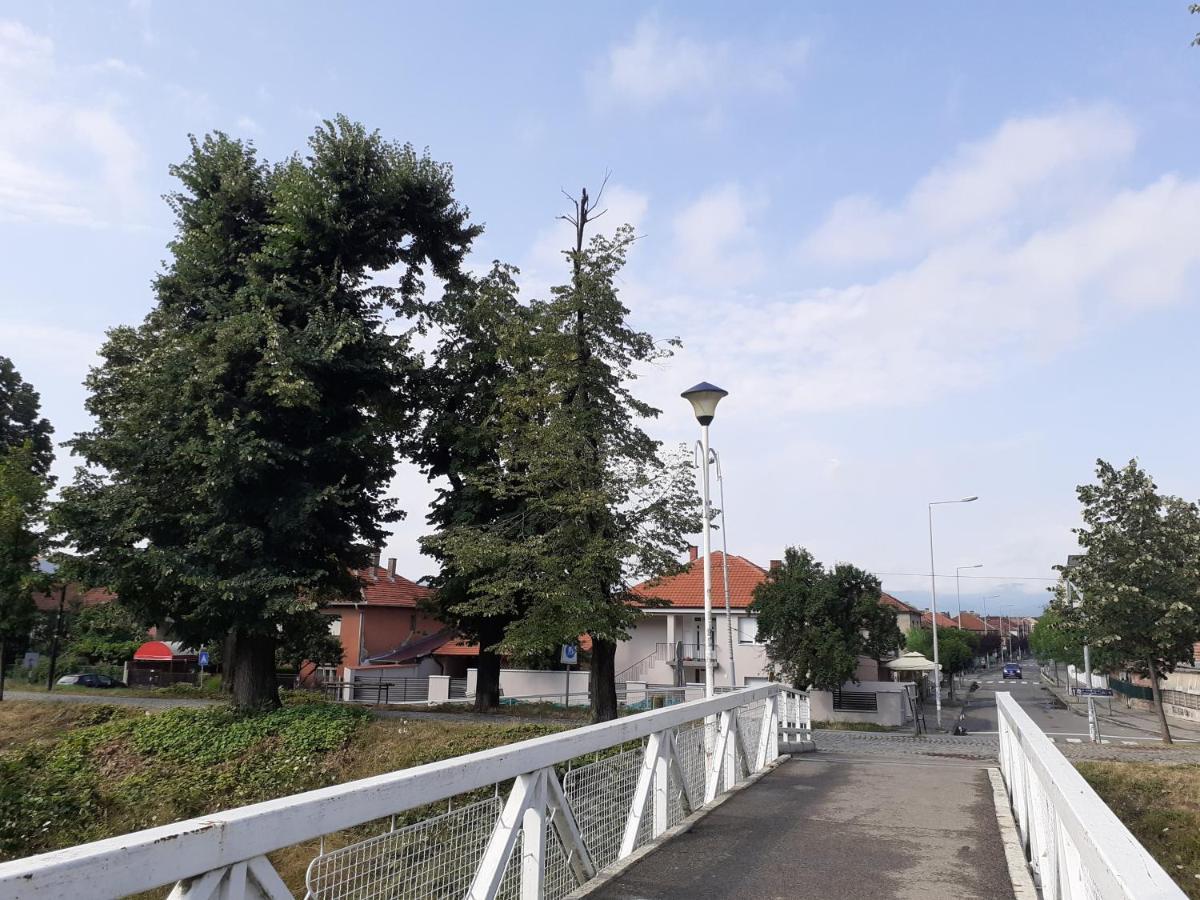 Apartman Nena Pirot Esterno foto