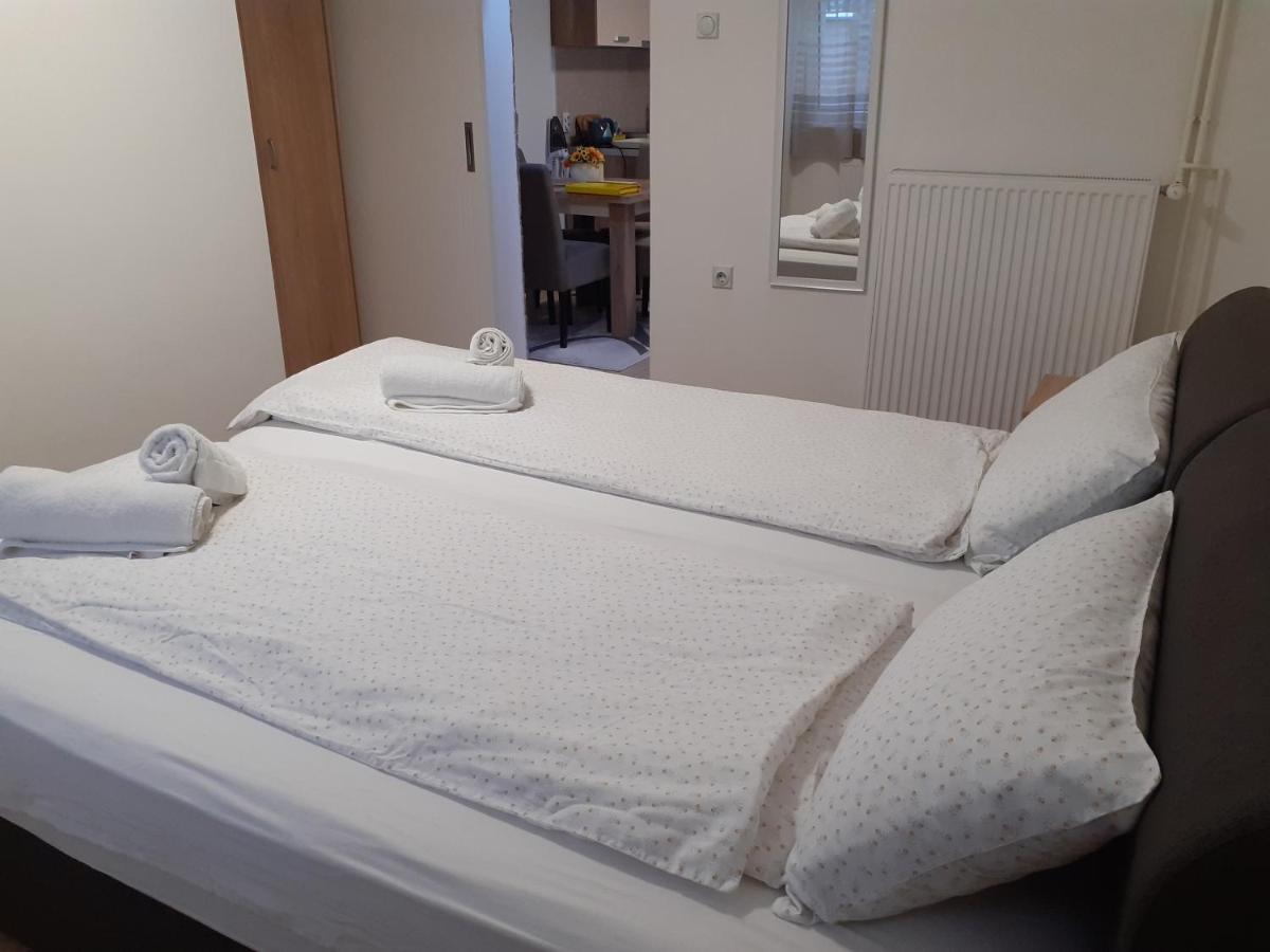 Apartman Nena Pirot Esterno foto